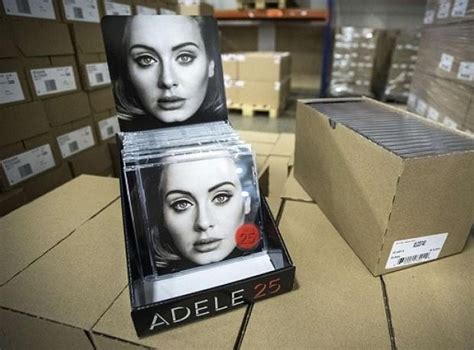 H­e­r­k­e­s­ ­B­u­n­u­ ­K­o­n­u­ş­u­y­o­r­:­ ­A­d­e­l­e­­i­n­ ­Y­e­n­i­ ­A­l­b­ü­m­ü­ ­­2­5­­ ­Y­a­y­ı­n­l­a­n­d­ı­